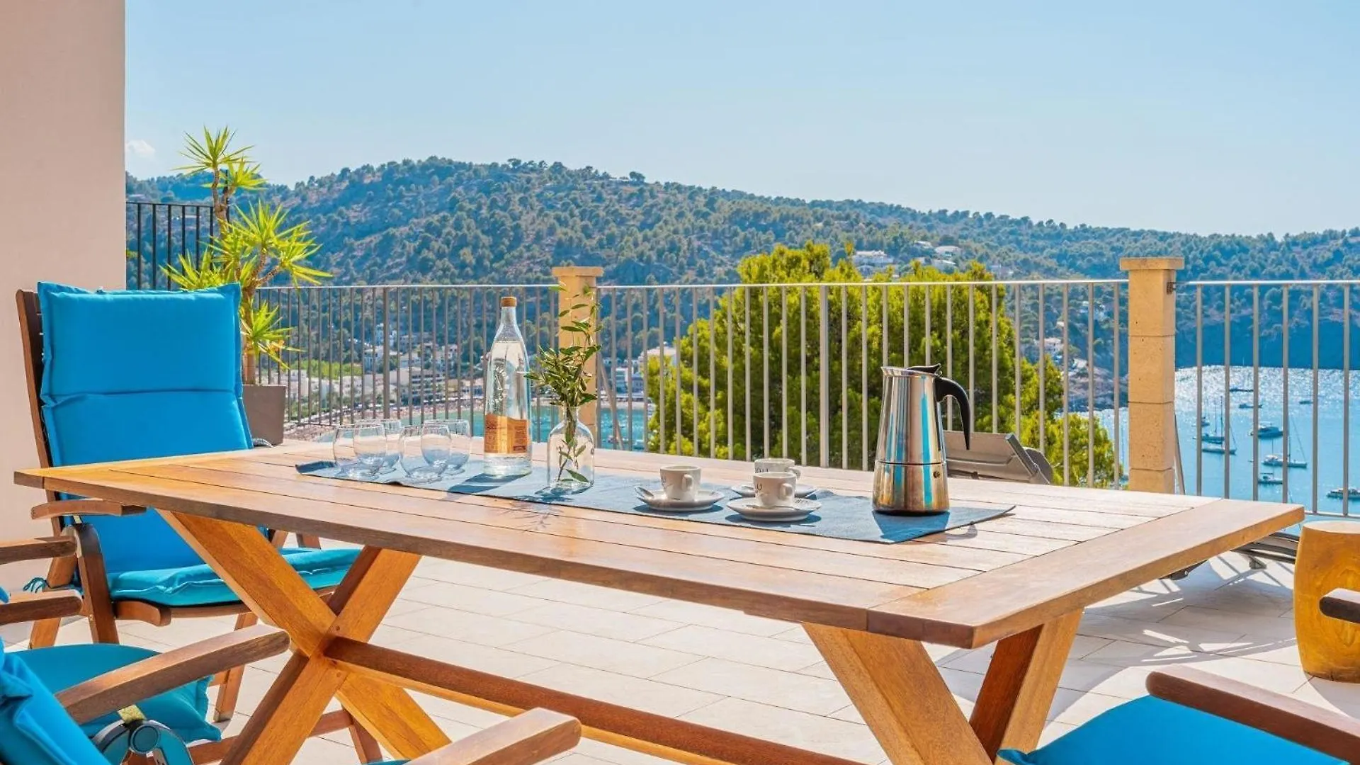 Ferienhaus In Port De Sller Mit Privatem Pool Und Traumblick Auf Den Hafen Und Das Meer Port De Soller Spain